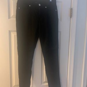 Black skinny jeans
